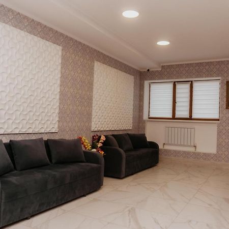 Aral Hotel Kültér fotó